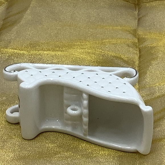 2014 Pandora Sled Christmas Ornament - Picture 8 of 8